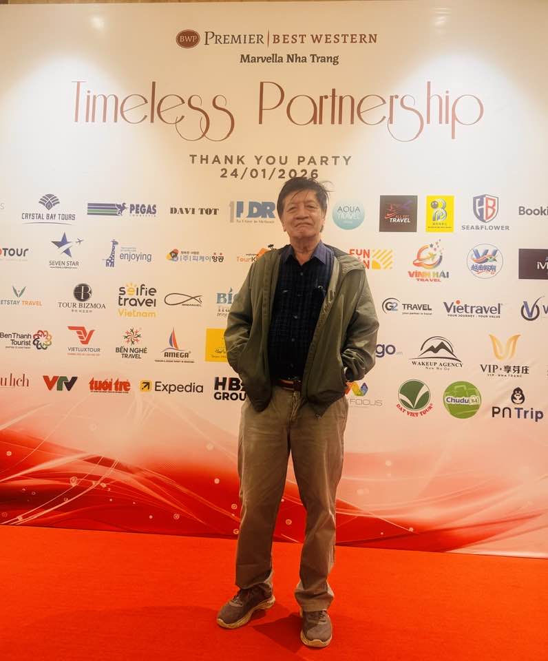 Nhà văn Khuê Việt Trường